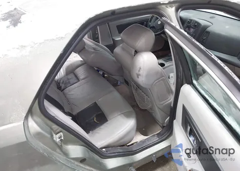 2004 Cadillac Cts Standard из США, поврежденный, VIN 1G6DM577640101090